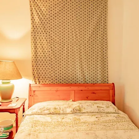 Hébergement de vacances 3-bed Rustic French We Welcome Families *