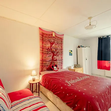 3-bed Rustic French We Welcome Families